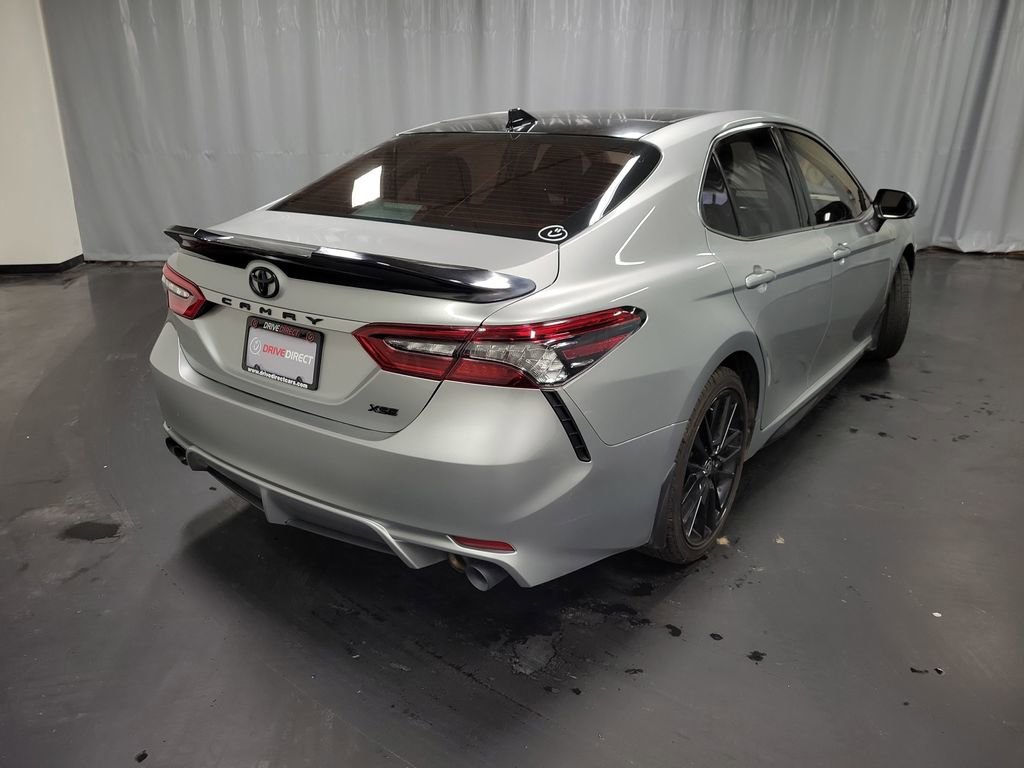 Used 2021 Toyota Camry XSE image 8