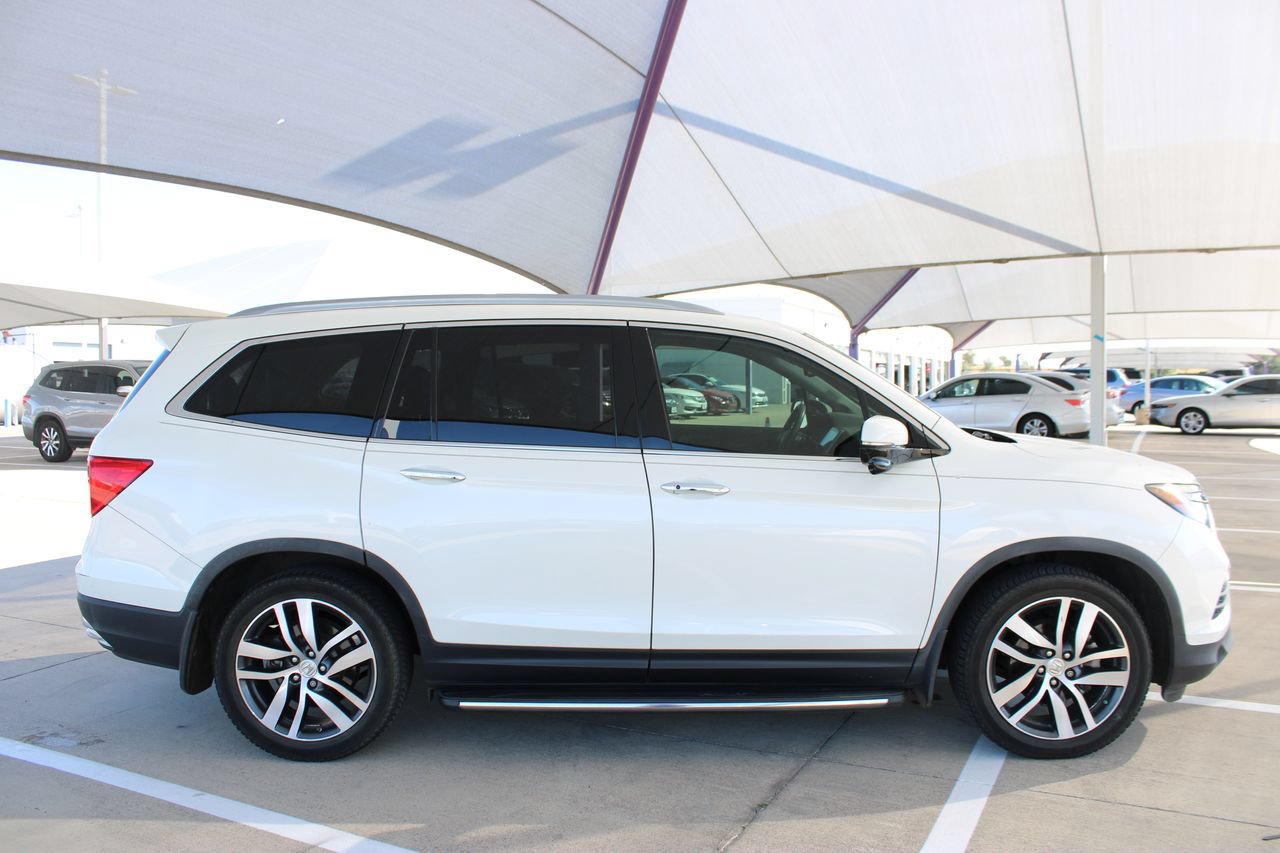 Used 2017 Honda Pilot Touring image 7