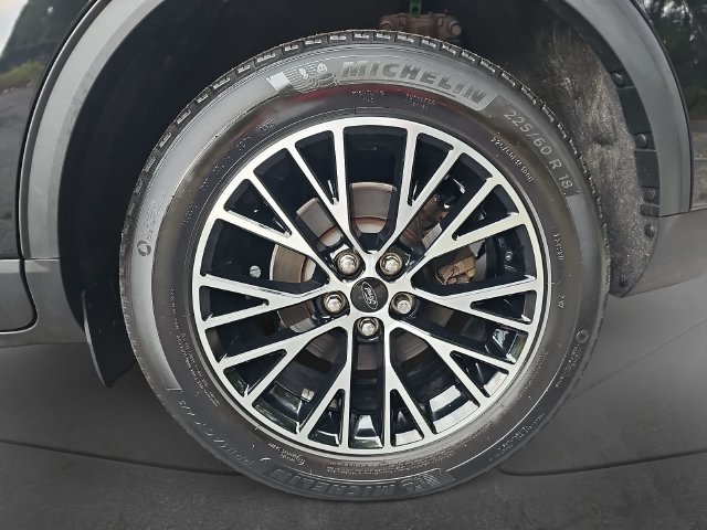 Used 2025 Ford Escape SE FWD image 29