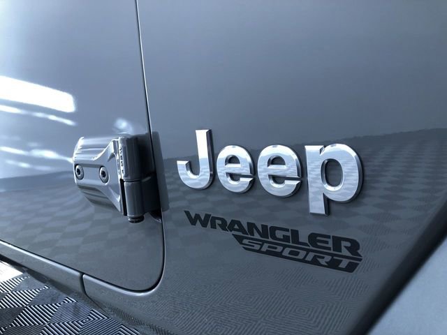 Used 2019 Jeep Wrangler Sport image 16