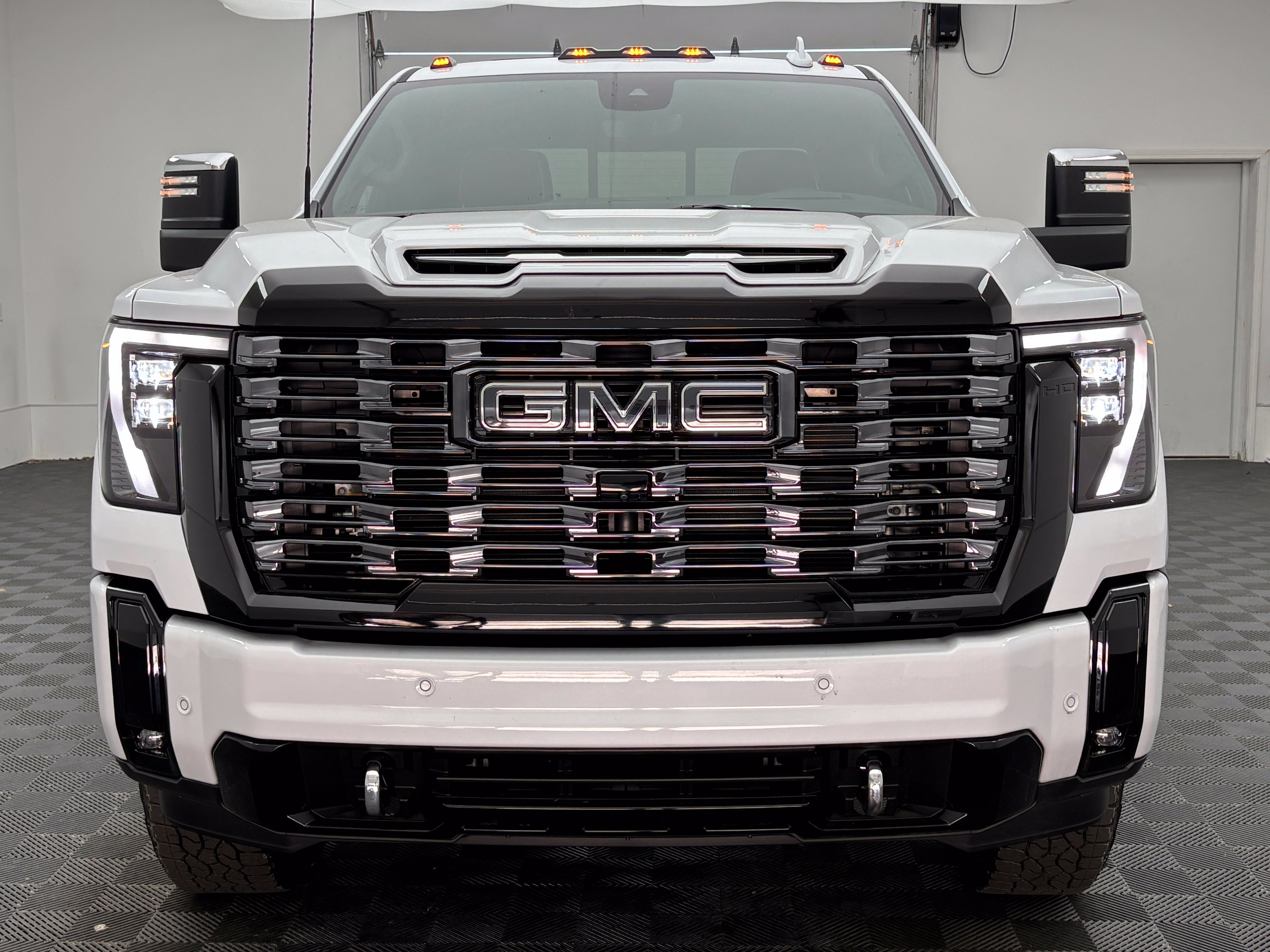 New 2026 GMC Sierra 2500 Denali Ultimate AWD/4WD image 17