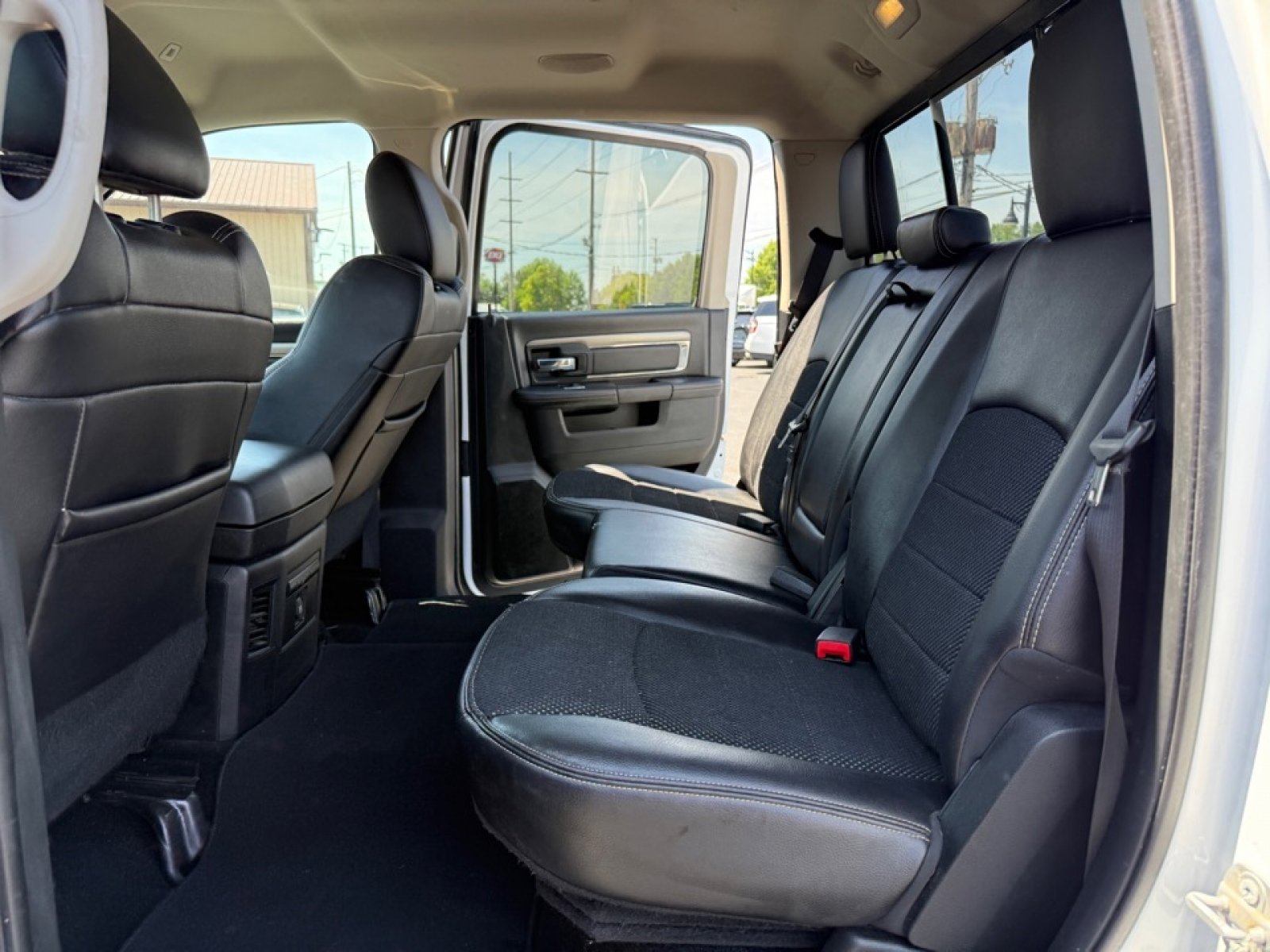 Used 2017 RAM 1500 Sport AWD/4WD image 29