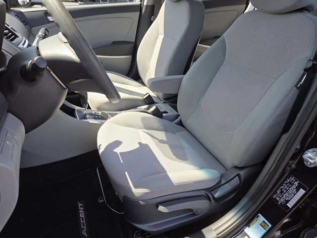 Used 2014 Hyundai Accent GS FWD image 29