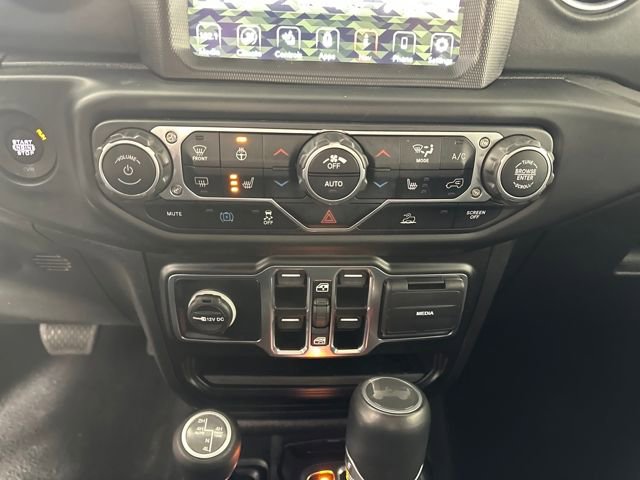 Used 2022 Jeep Wrangler Unlimited Sahara w/ Cold Weather Group image 23