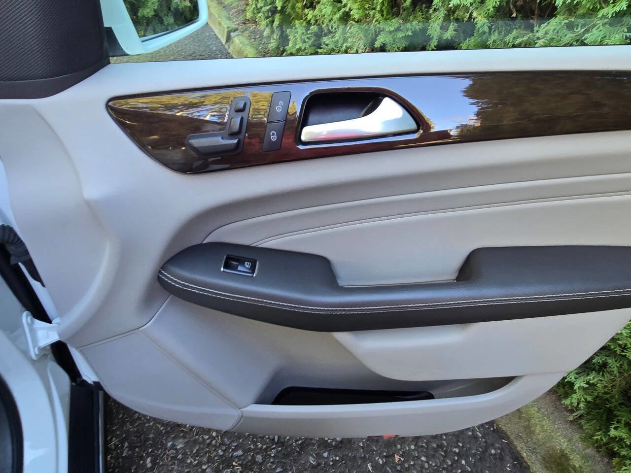 Used 2015 Mercedes-Benz ML 250 BlueTEC 4MATIC image 25