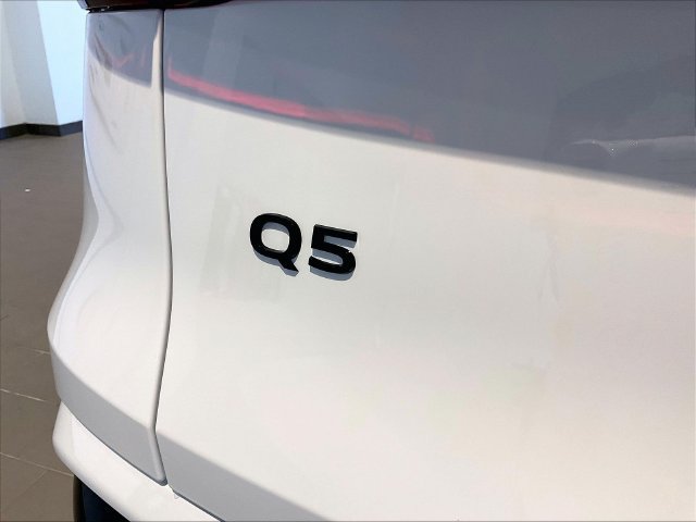 New 2026 Audi Q5 2.0T AWD/4WD image 10