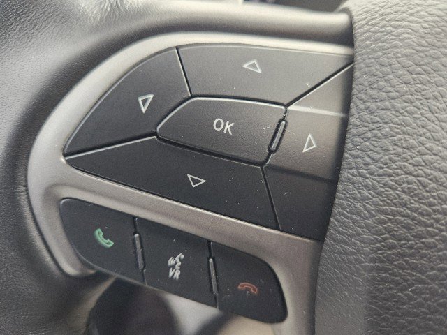 Used 2021 Jeep Grand Cherokee Limited X image 39