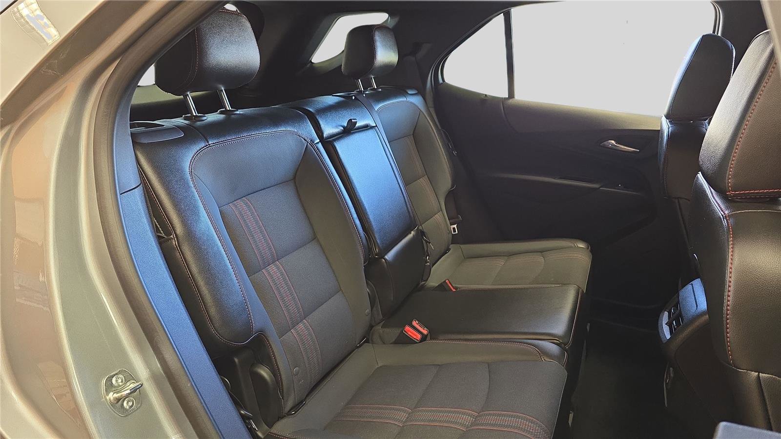 Used 2024 Chevrolet Equinox RS image 14