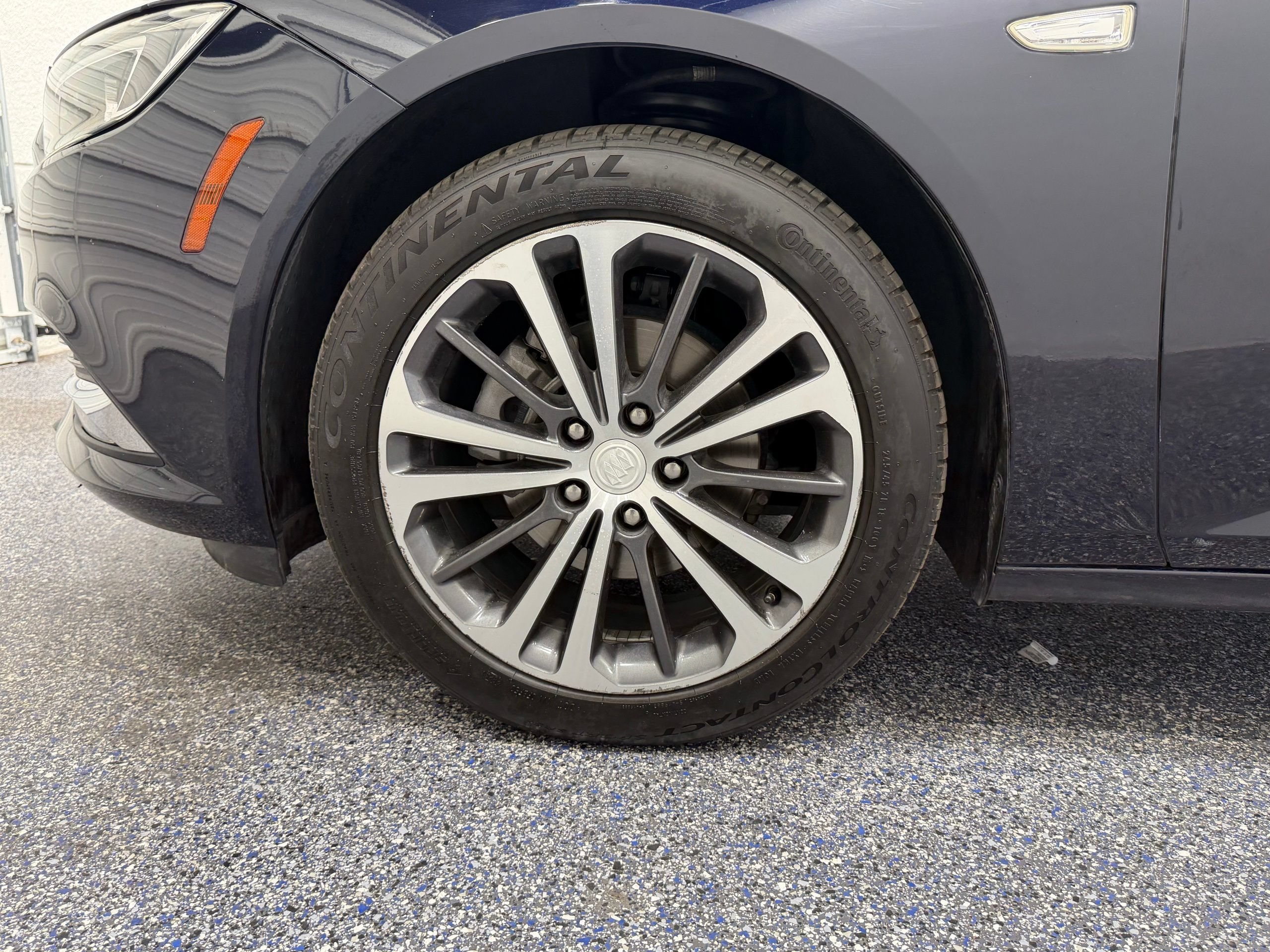 Used 2018 Buick Regal Essence FWD image 11
