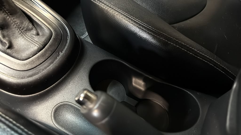Used 2011 Kia Soul ! FWD image 25