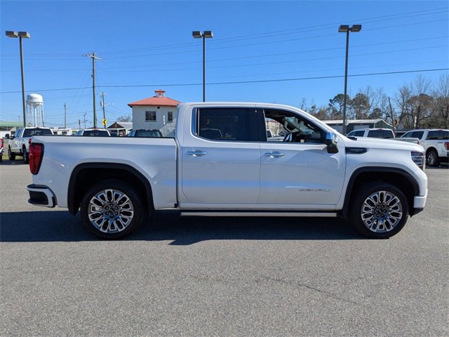 Used 2023 GMC Sierra 1500 Denali Ultimate image 3