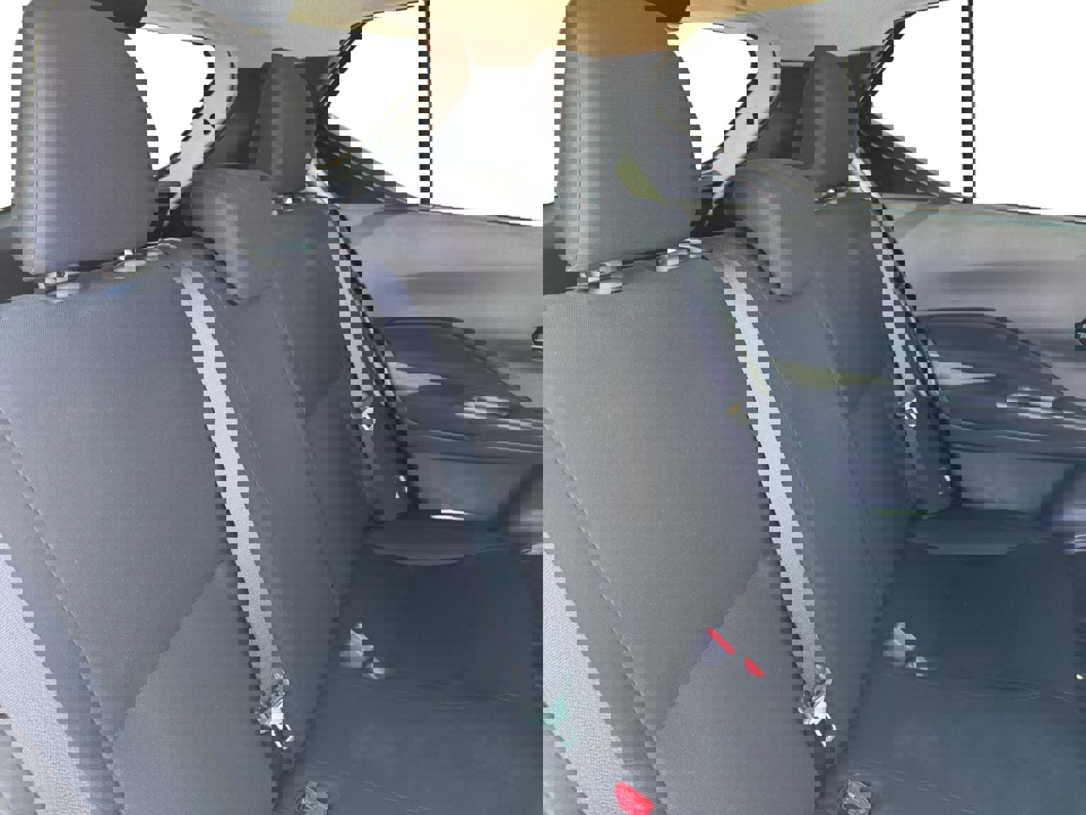 Used 2023 Nissan Kicks S image 18