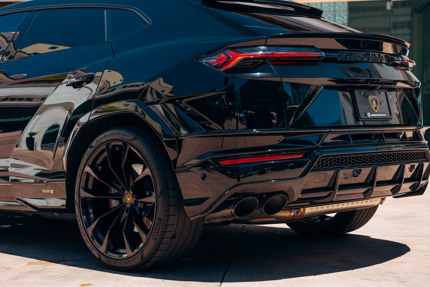 Used 2024 Lamborghini Urus S AWD/4WD image 38