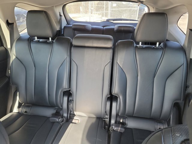 Certified 2023 Acura MDX FWD w/ Technology Package image 9