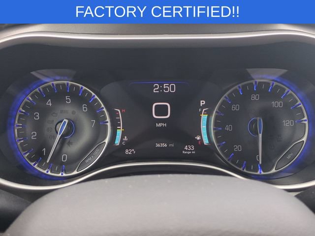 Certified 2024 Chrysler Pacifica Touring-L FWD image 21