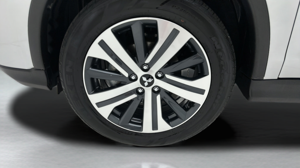 Used 2025 Mitsubishi Outlander Sport AWD image 9