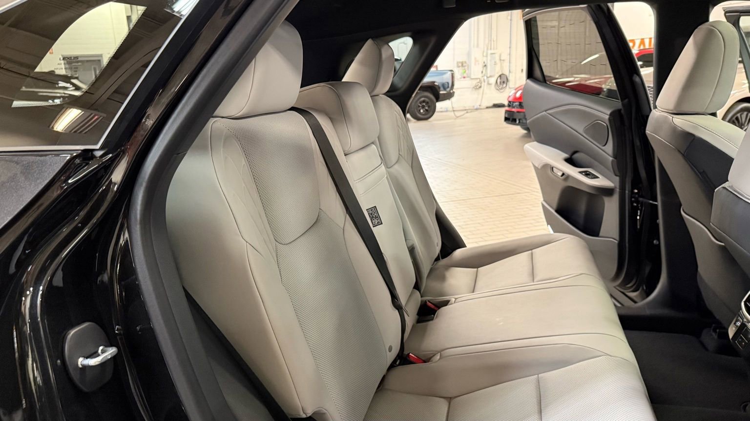 Used 2026 Lexus RX 350 Premium w/ Convenience Package AWD/4WD image 27