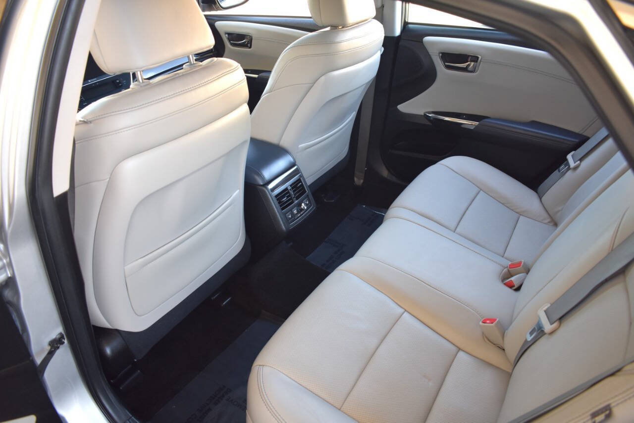 Used 2014 Toyota Avalon Limited w/ Technology Package FWD image 50