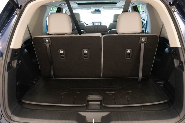 Used 2025 Honda Pilot Elite image 18