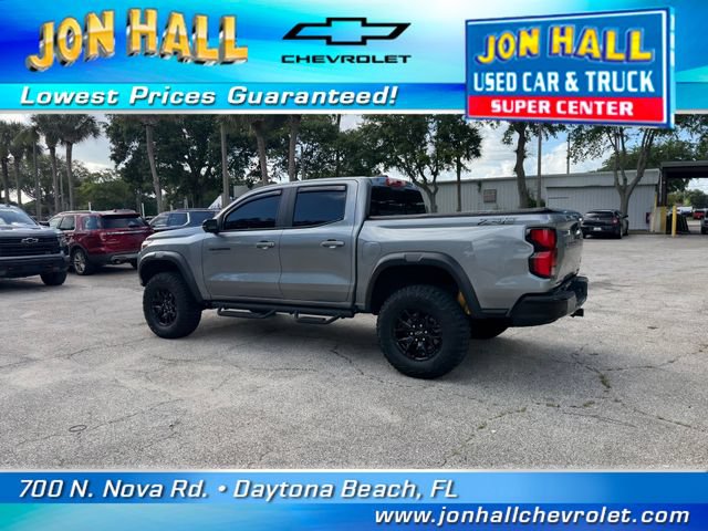 Used 2025 Chevrolet Colorado ZR2 w/ Midnight Edition AWD/4WD image 6