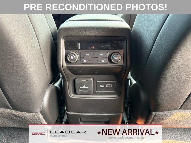 Used 2023 GMC Acadia AT4 w/ Technology Package AWD/4WD image 15