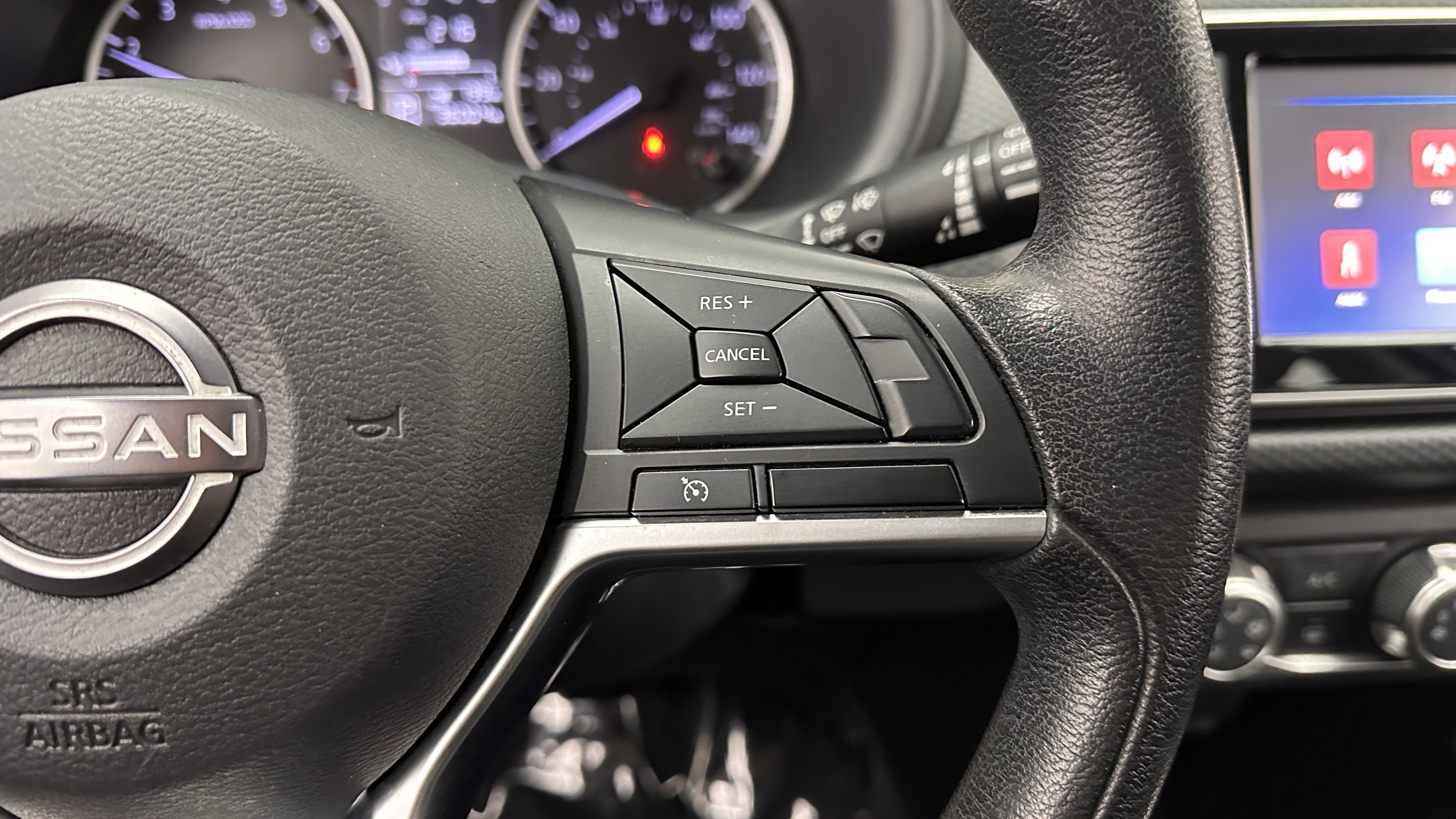 Used 2022 Nissan Kicks S FWD image 18