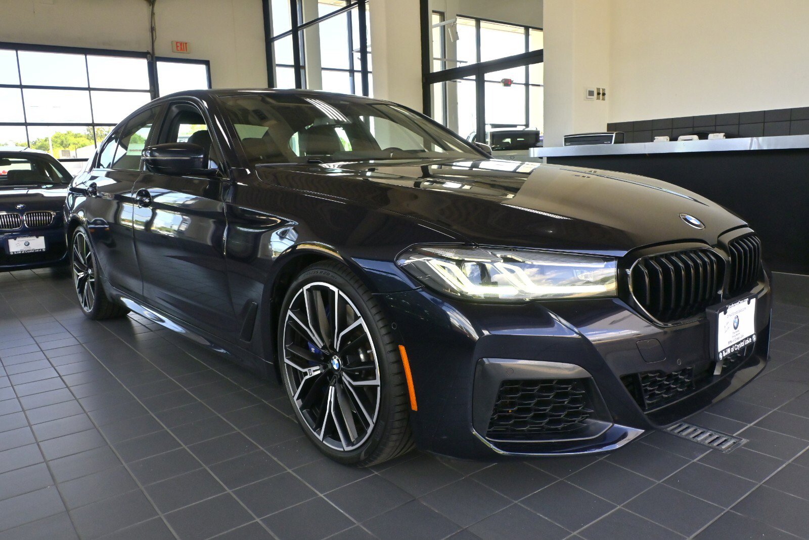 Used 2023 BMW M550i xDrive w/ Executive Package video 1