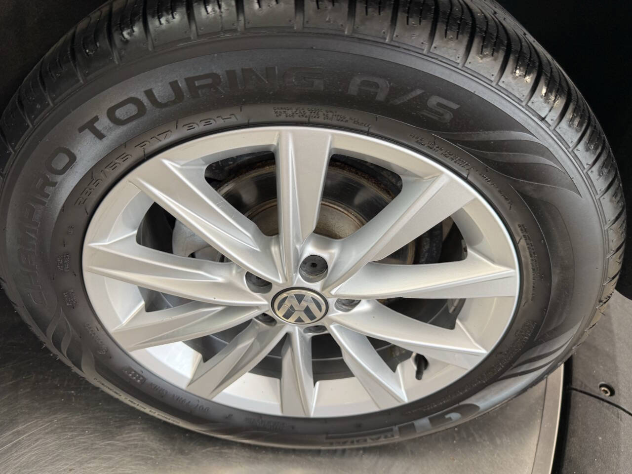 Used 2018 Volkswagen Tiguan Limited w/ Premium Package AWD/4WD image 26