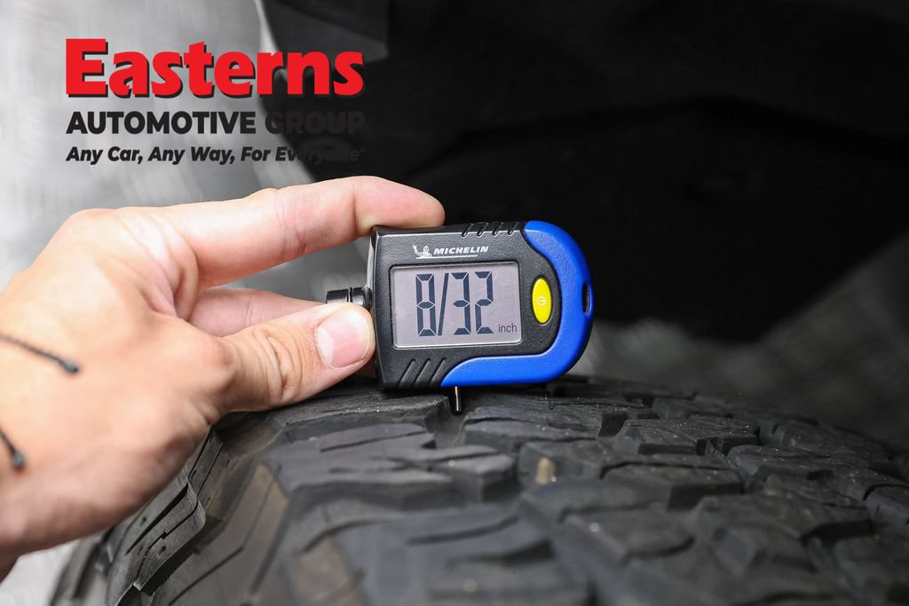 Used 2024 Toyota Tacoma TRD Off-Road AWD/4WD image 27