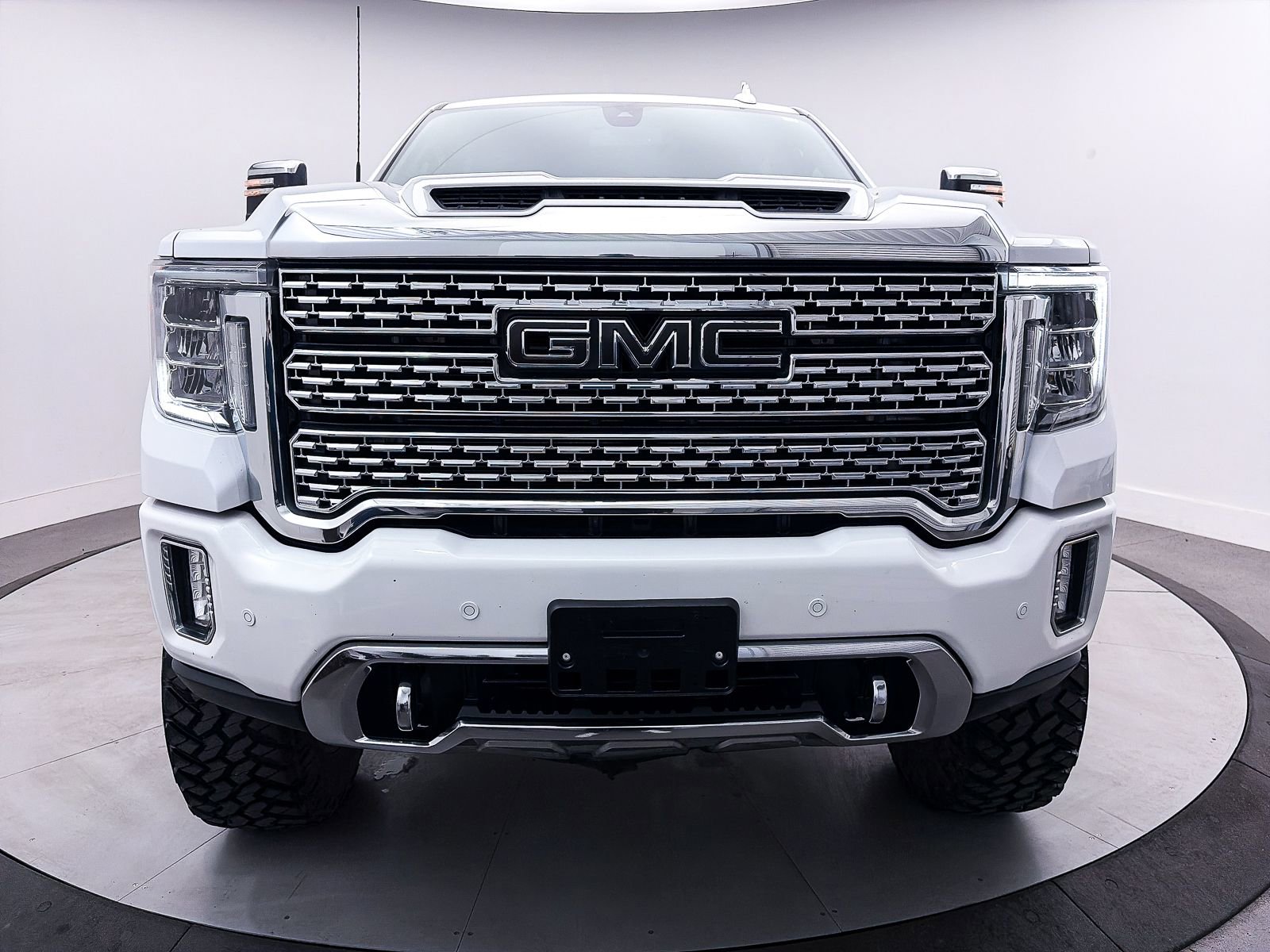 Used 2020 GMC Sierra 2500 Denali image 12