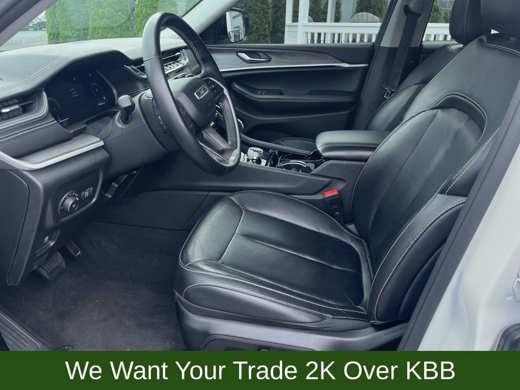 Used 2022 Jeep Grand Cherokee L Limited image 11