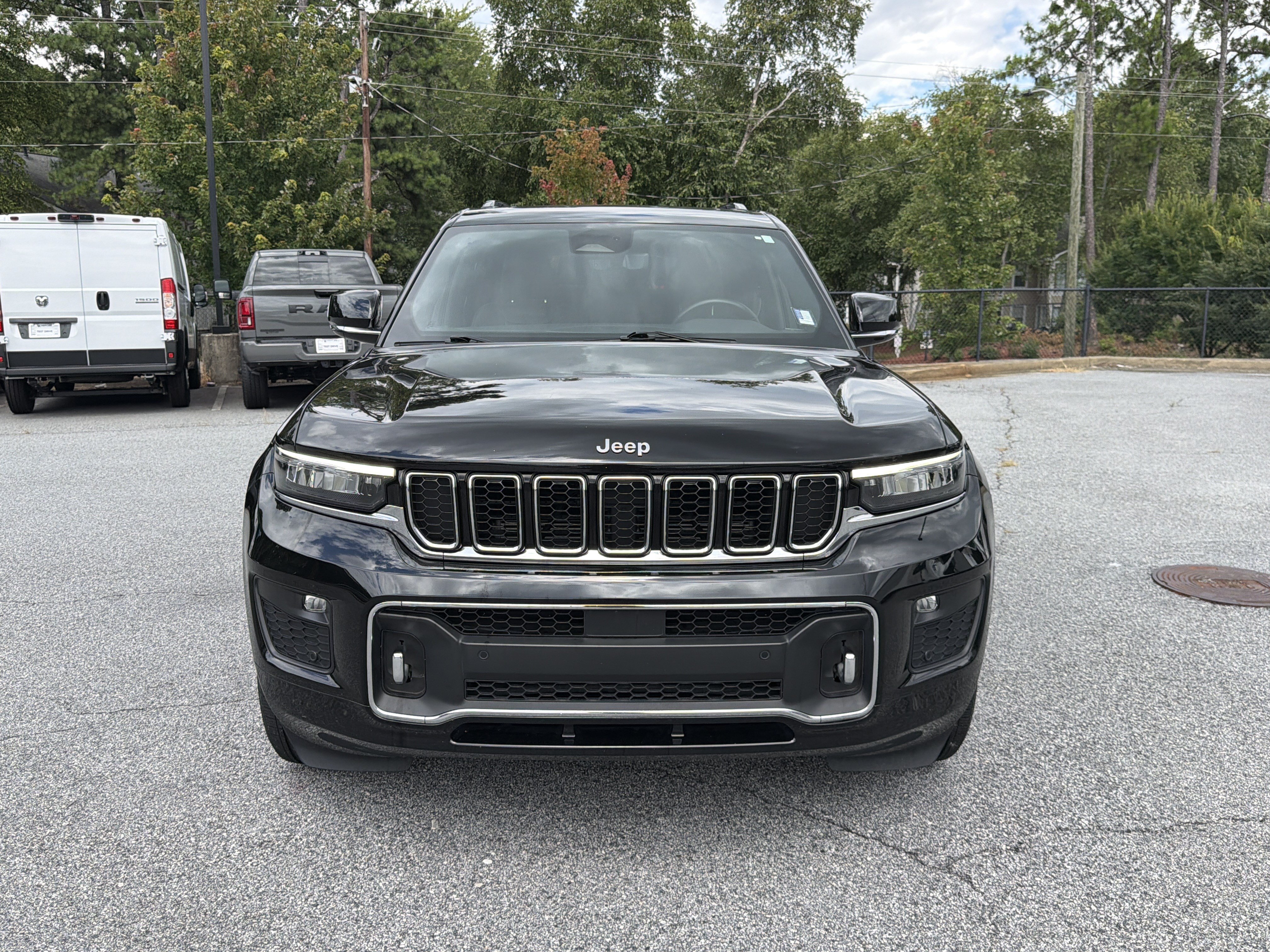 Used 2022 Jeep Grand Cherokee L Overland w/ Luxury Tech Group IV AWD/4WD video 2