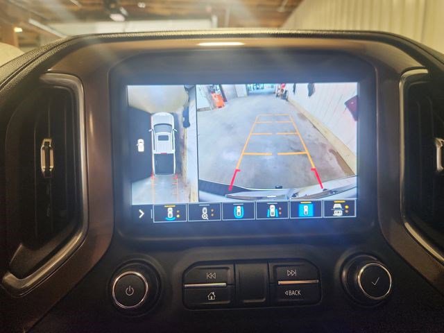 Used 2021 Chevrolet Silverado 1500 High Country w/ Technology Package image 19
