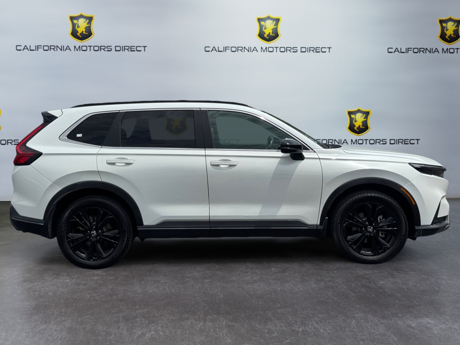 Used 2025 Honda CR-V Sport Touring image 6