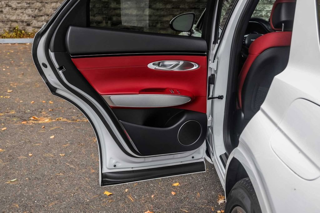 Used 2023 Genesis GV70 3.5T Sport w/ Cargo Package image 19