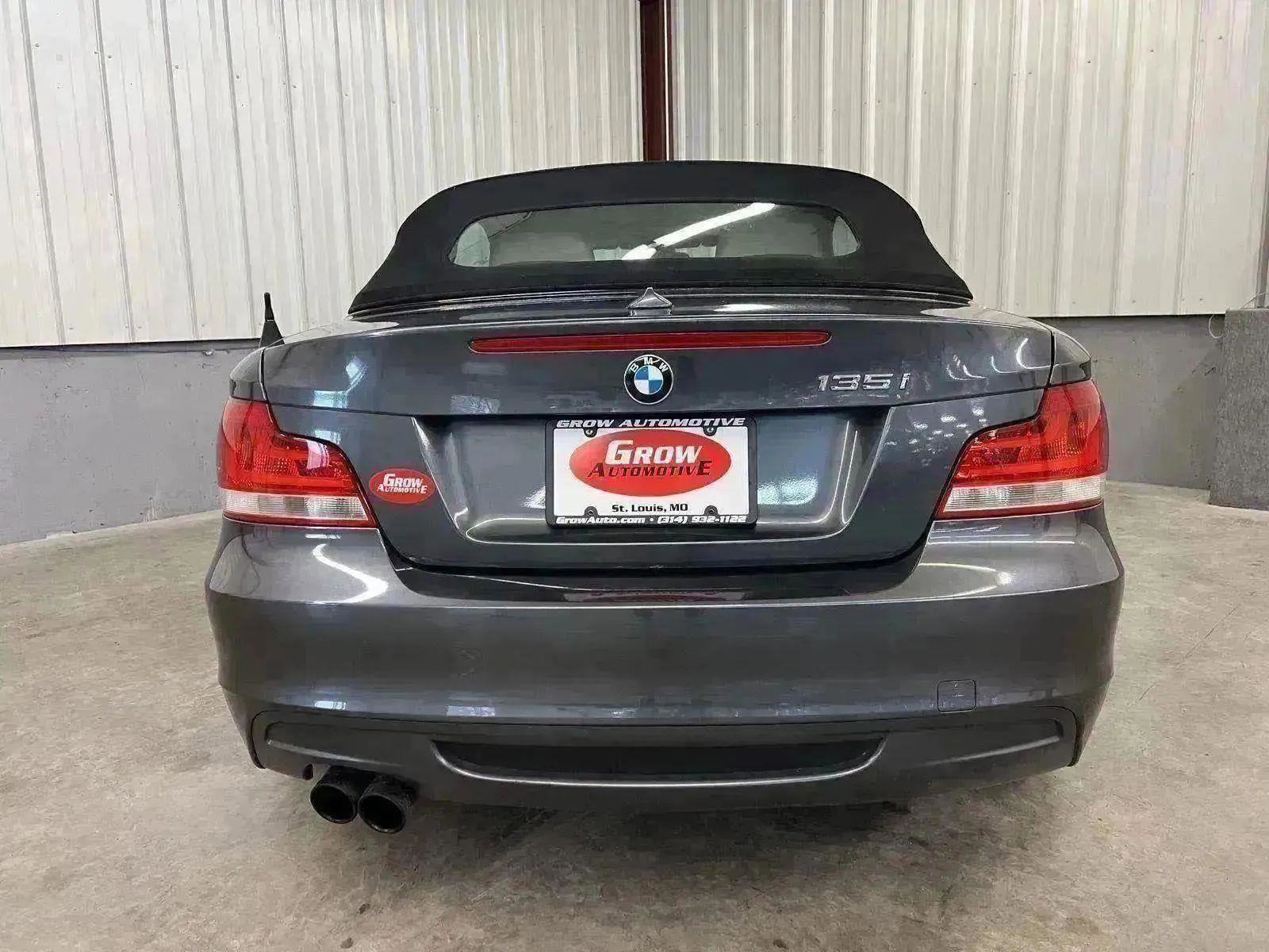 Used 2013 BMW 135i Convertible image 16