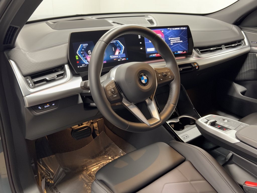 Certified 2026 BMW X2 xDrive28i AWD/4WD image 4