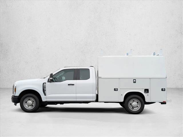 Used 2024 Ford F350 XL image 8