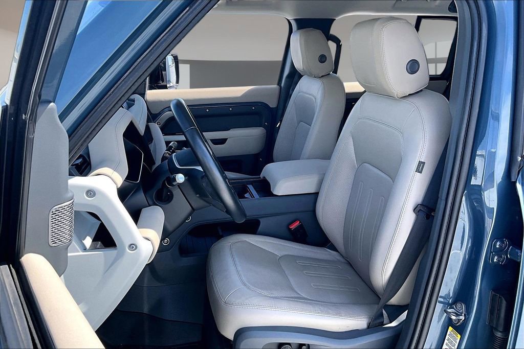 Used 2022 Land Rover Defender 110 SE image 19