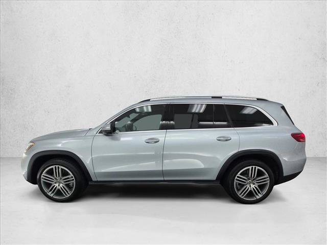 Used 2025 Mercedes-Benz GLS 450 4MATIC image 9