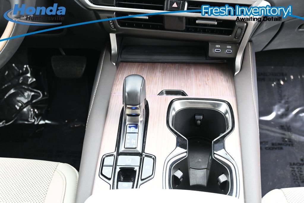 Used 2024 Lexus RX 350h w/ Cold Area Package AWD/4WD image 20