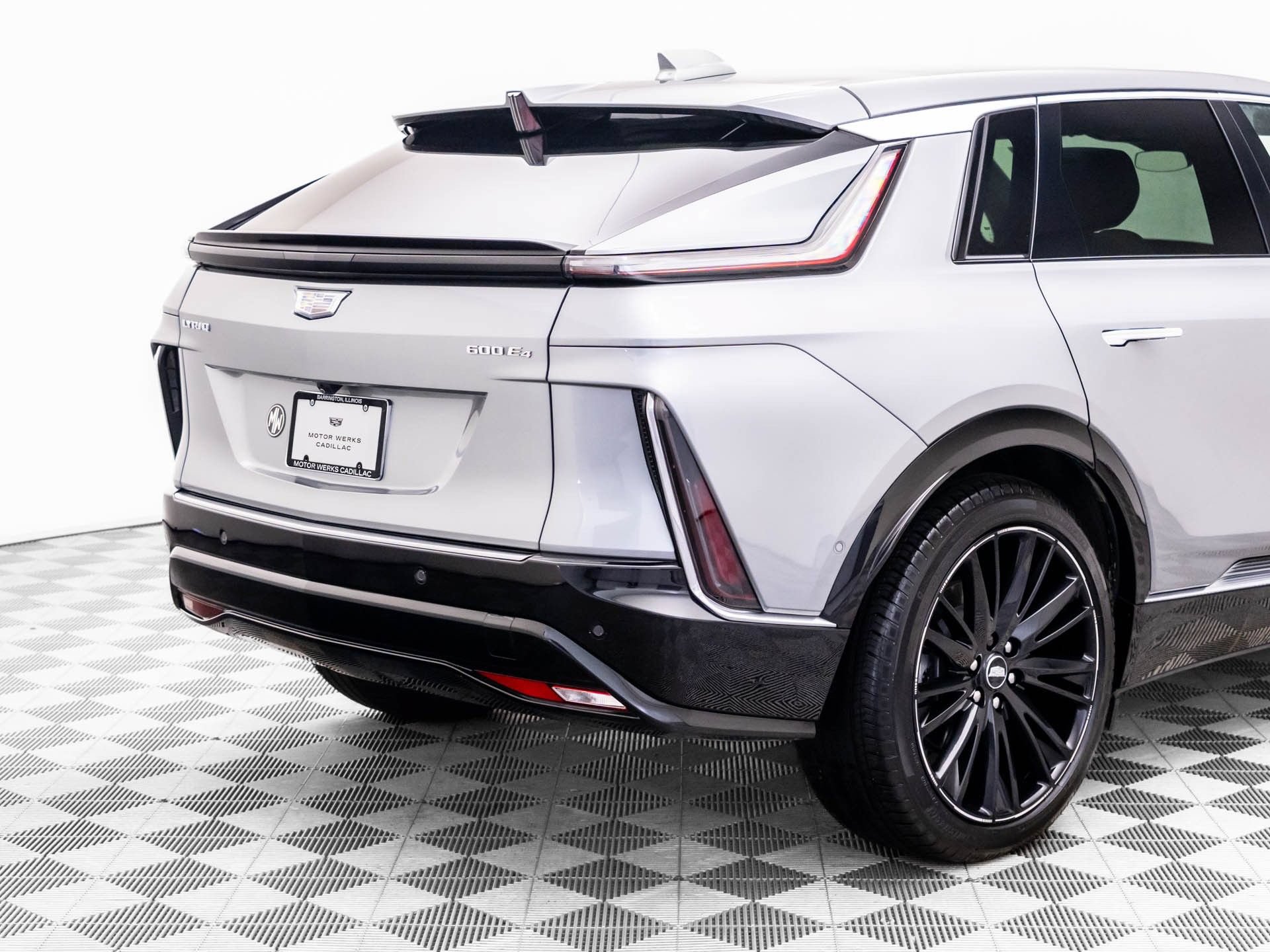 Certified 2024 Cadillac Lyriq Tech w/ Driver Assist Package AWD/4WD image 35