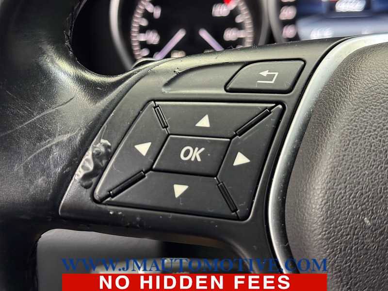 Used 2014 Mercedes-Benz E 350 4MATIC Sedan image 38