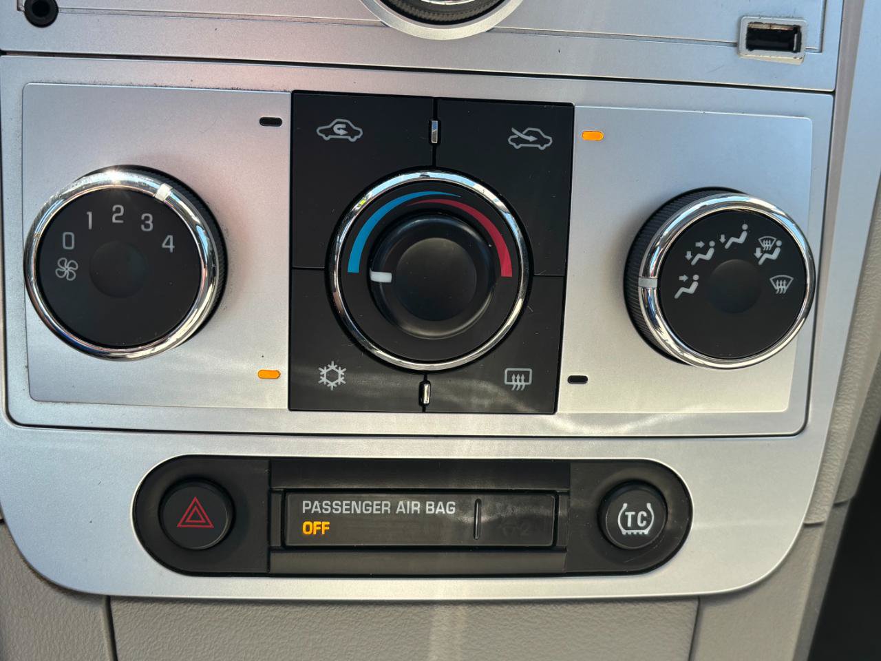 Used 2010 Chevrolet Malibu LT w/ Premium Audio Package FWD image 14
