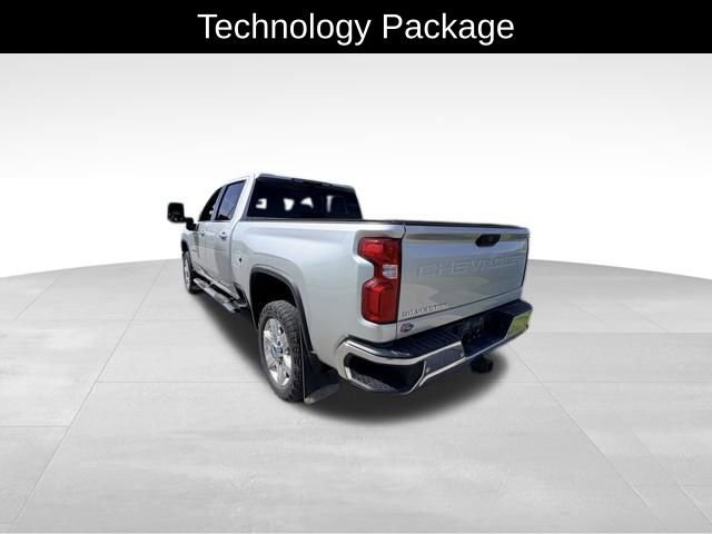 Used 2020 Chevrolet Silverado 2500 LTZ w/ LTZ Premium Package AWD/4WD image 5