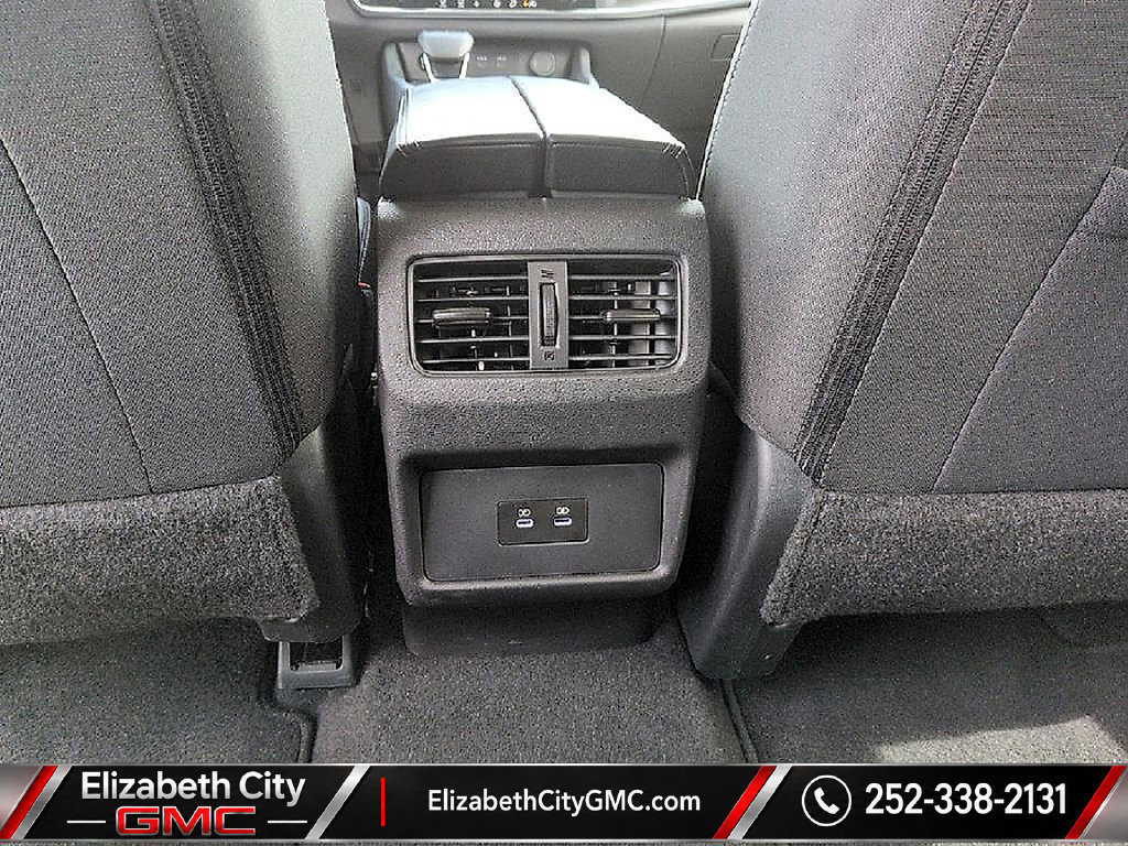 Used 2025 Nissan Rogue SV FWD image 21
