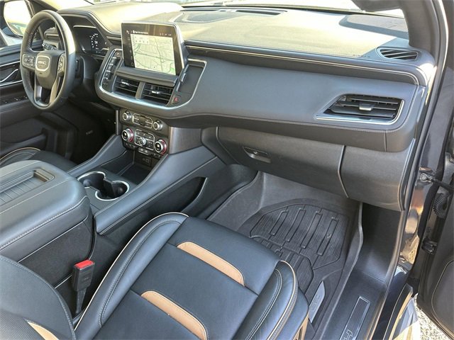 Used 2024 GMC Yukon XL AT4 w/ Technology Package image 28