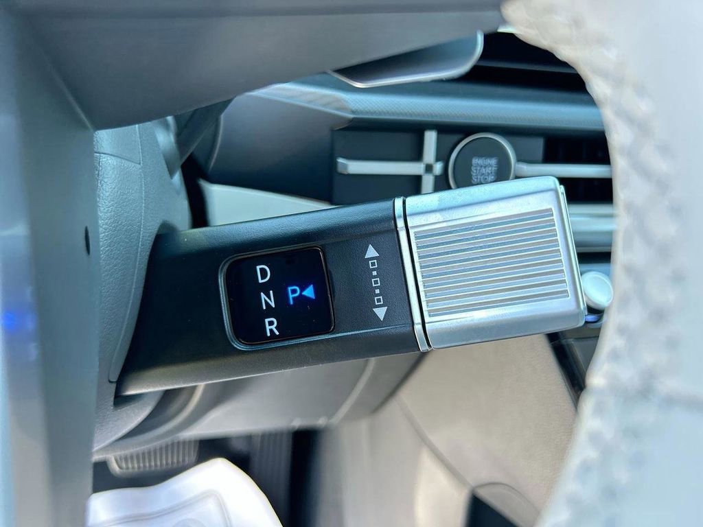 New 2026 Hyundai Santa Fe SE image 28