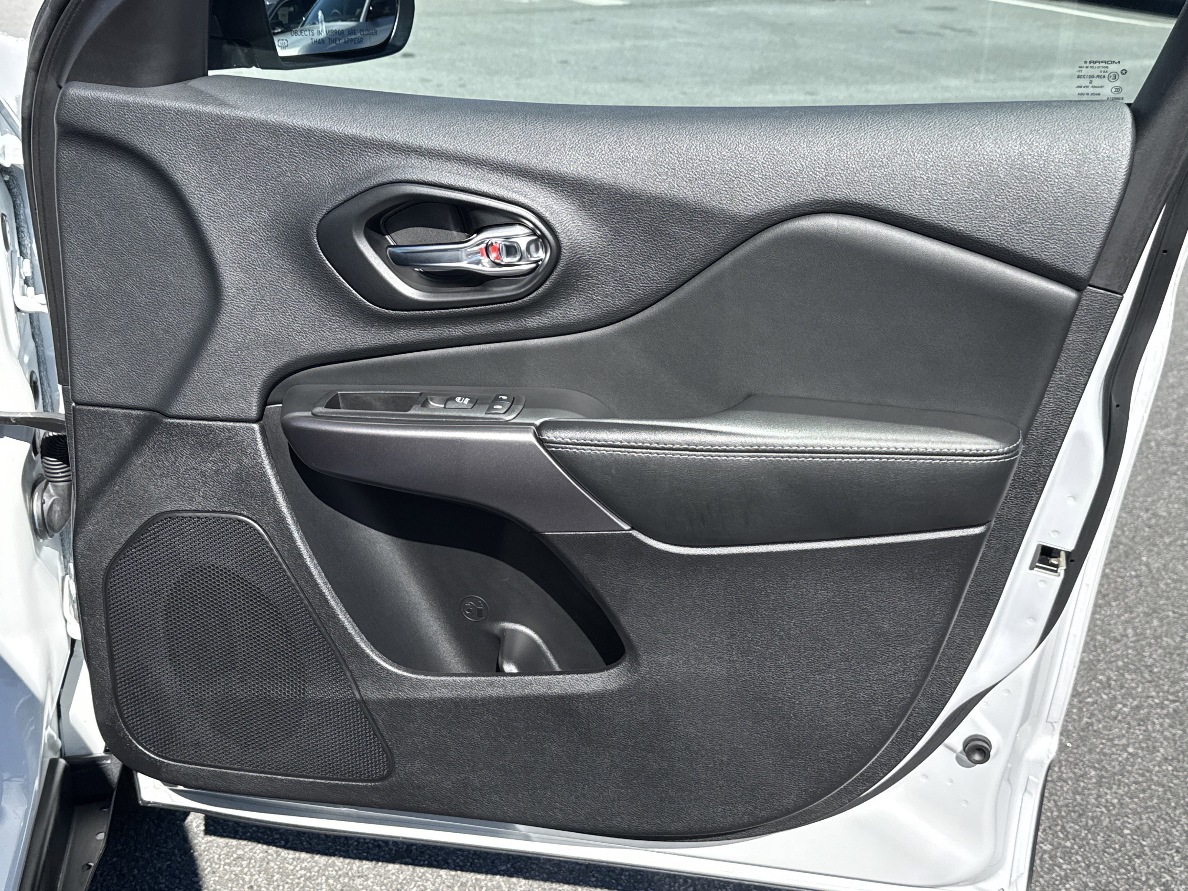 Used 2022 Jeep Cherokee Latitude Lux image 18