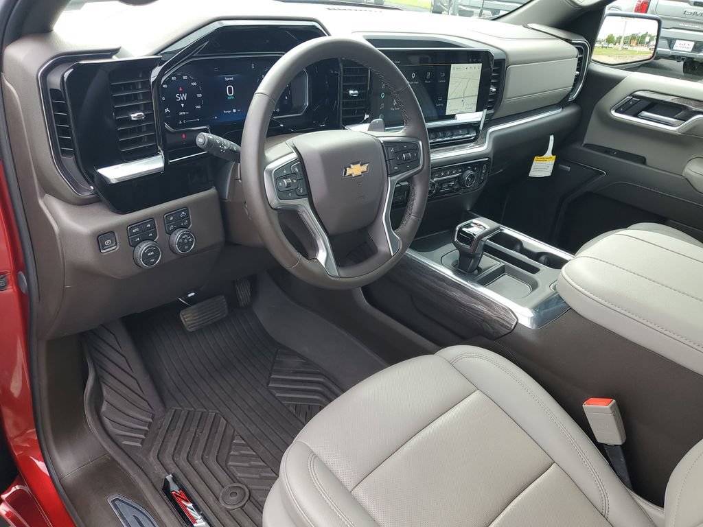 Used 2026 Chevrolet Silverado 1500 LTZ AWD/4WD image 6